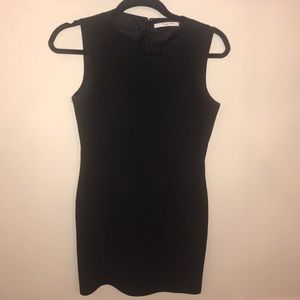 Black fitted sleeveless dress